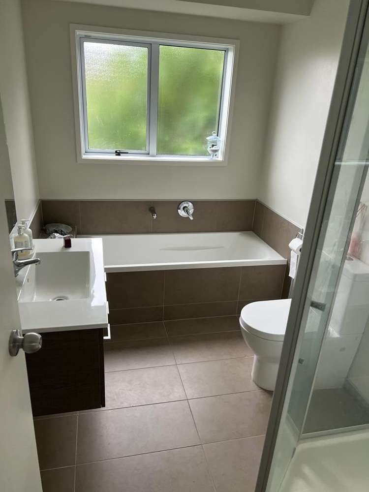 7 Thornton Green Karaka_2