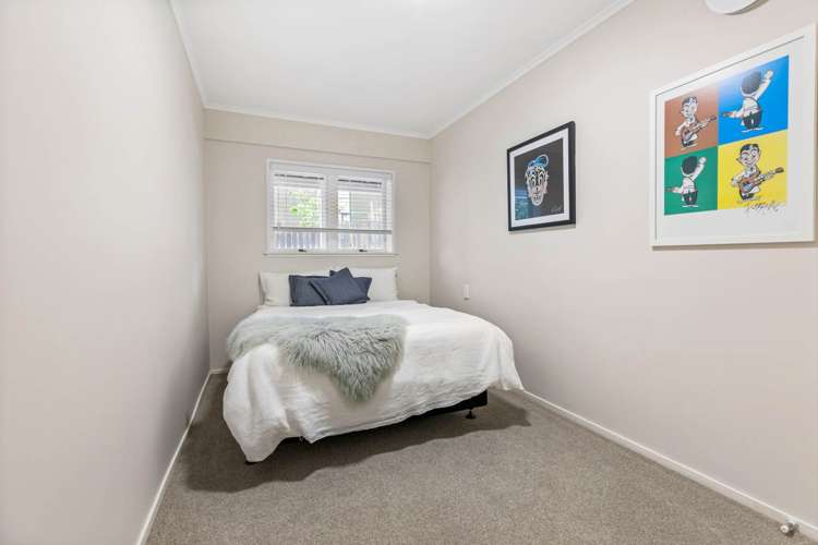 1/7 Newhaven Terrace Mairangi Bay_10