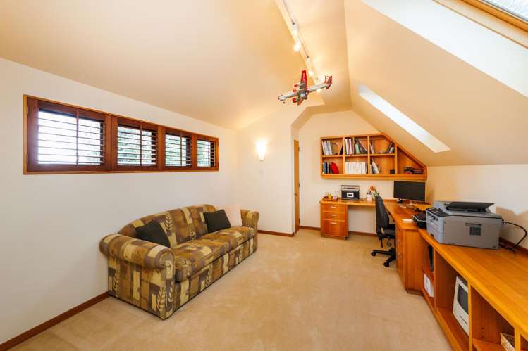 98 Russell Street Palmerston North Central_21