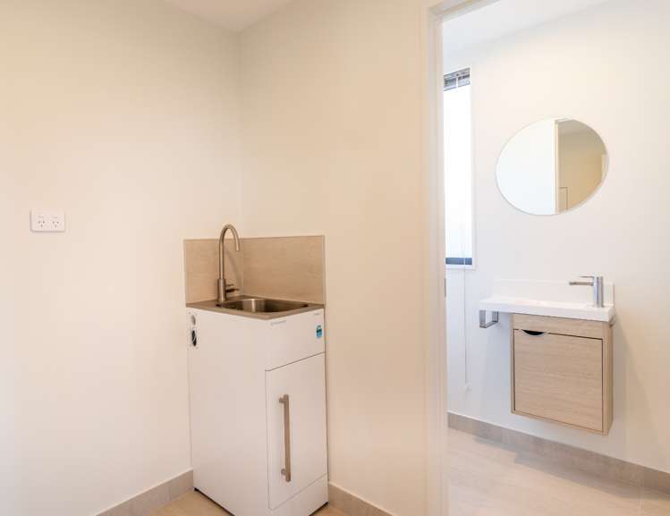 1d Falabella Lane Karaka_5