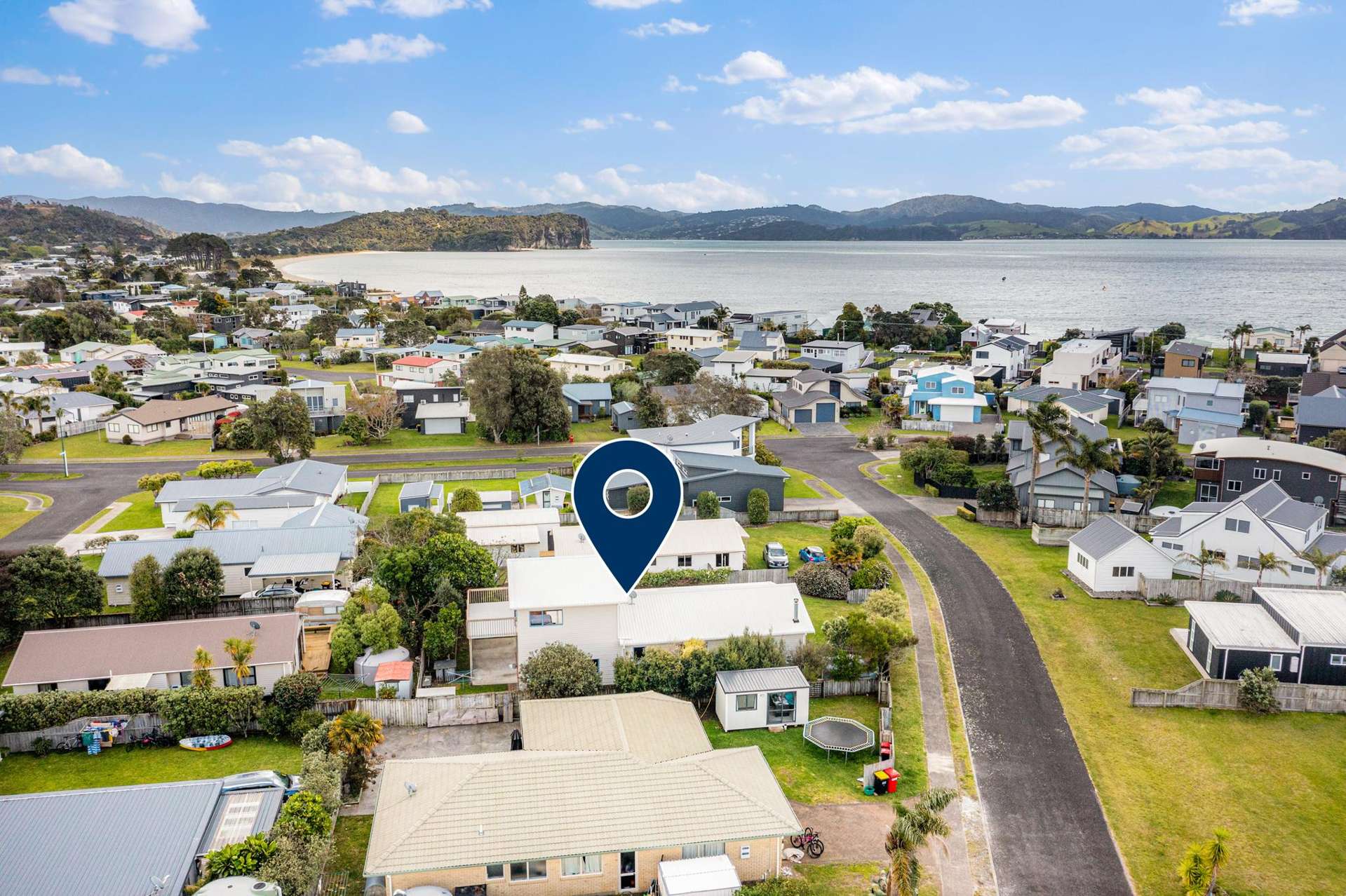 15 The Crows Nest Cooks Beach_0