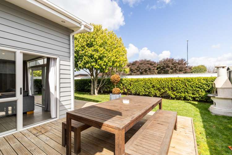 34 Arbuckle Road Frimley_7