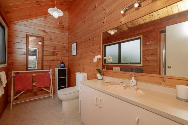 22 Emmerdale Drive Hahei_12