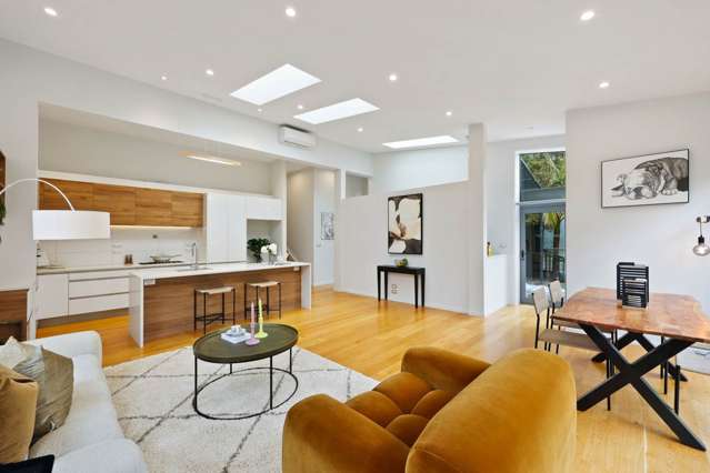 25c Marina Road Torbay_3