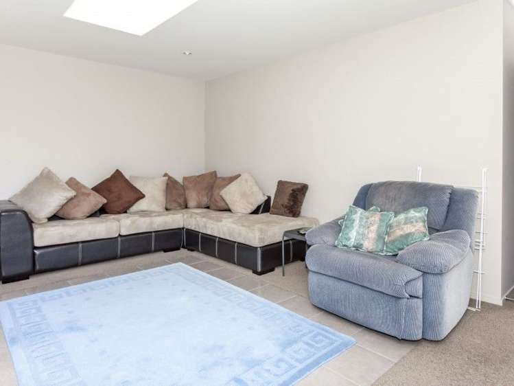 102 Alexander Close Thames_15