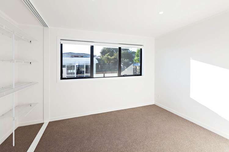 6/8 James Laurie Street Henderson_7