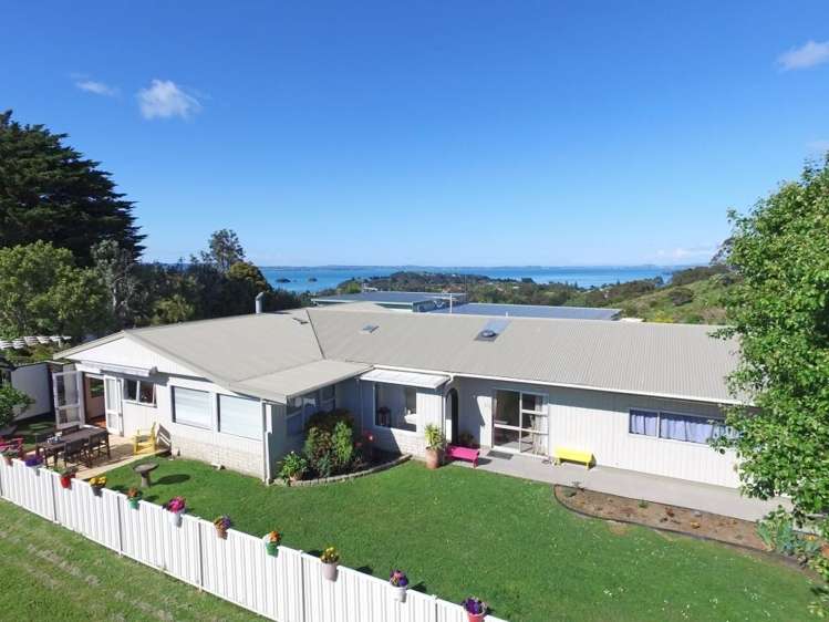 63 Junction Road Oneroa_0