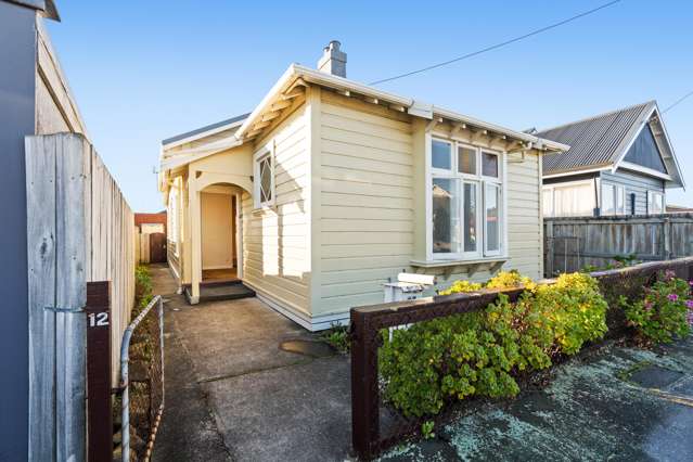 Coastal charm with loads of potential