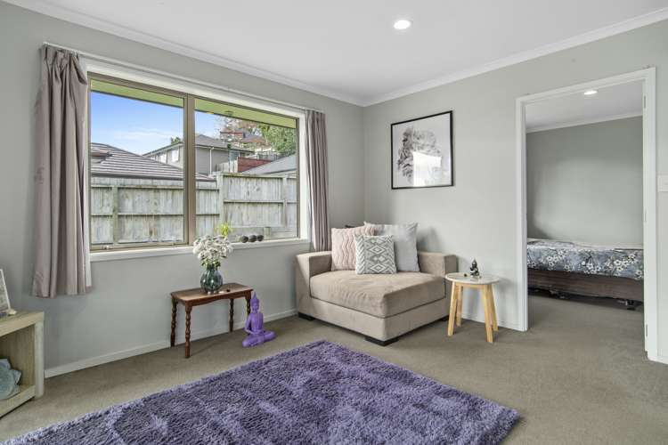 5 Austen Way Hairini_8