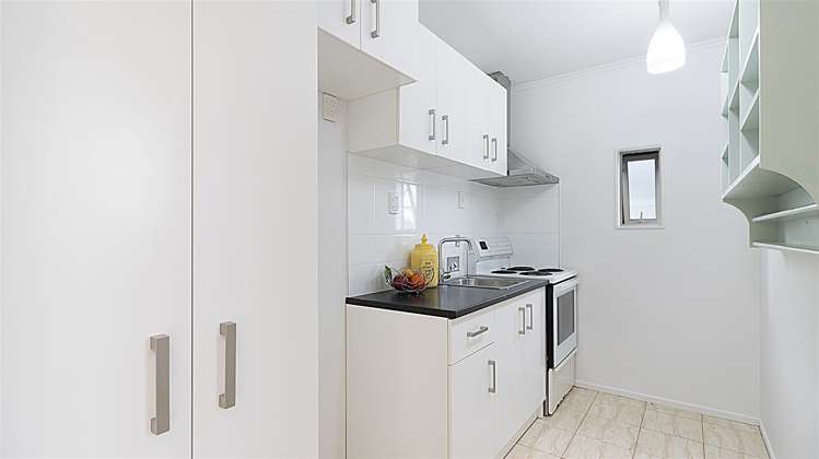 3/1 Sturges Road Henderson_8