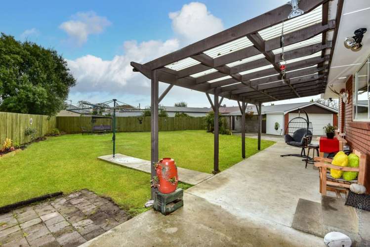 47 Damien Place Bromley_16