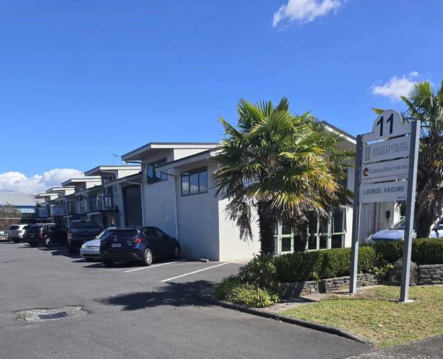 6/11 Silverfield Wairau Valley_1