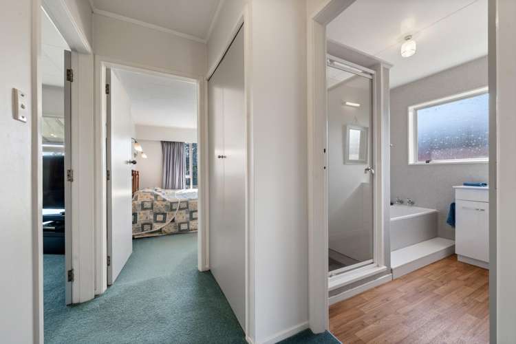 19 Bronte Place Whalers Gate_18