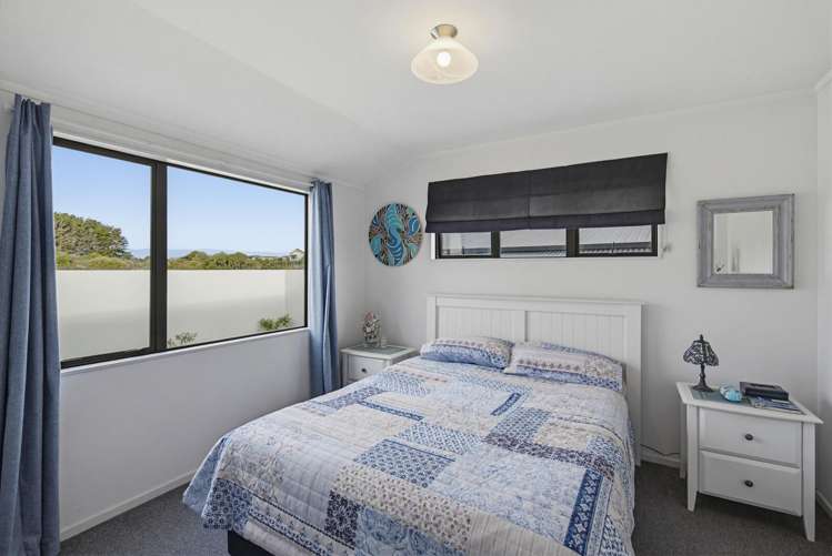 29 Matakane Street Waitarere Beach_9