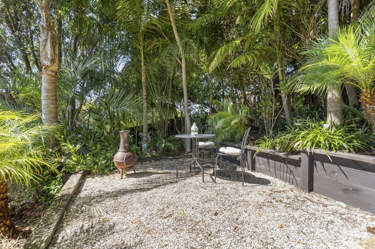 22 Elmira Place Browns Bay_16