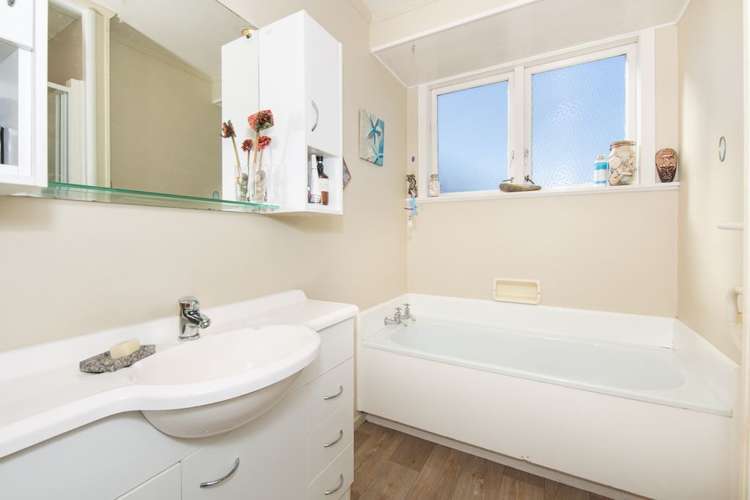 157 Clevedon Road Papakura_8