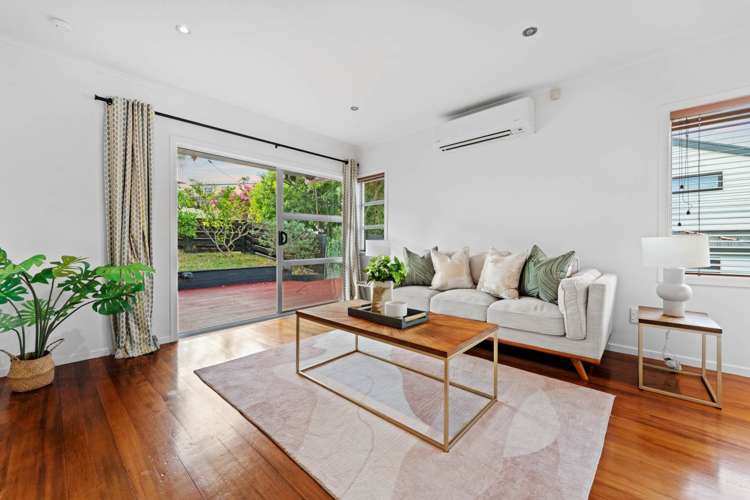 1/10 Rossmore Terrace Murrays Bay_9