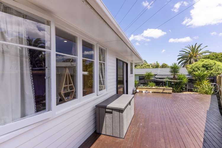 22 Bedford Street Te Atatu South_14