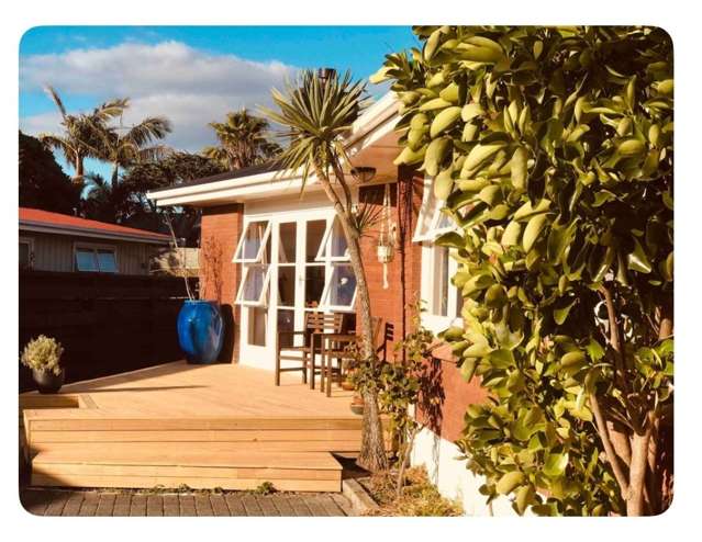 Sunny Home with Spa- 450 m from Beach