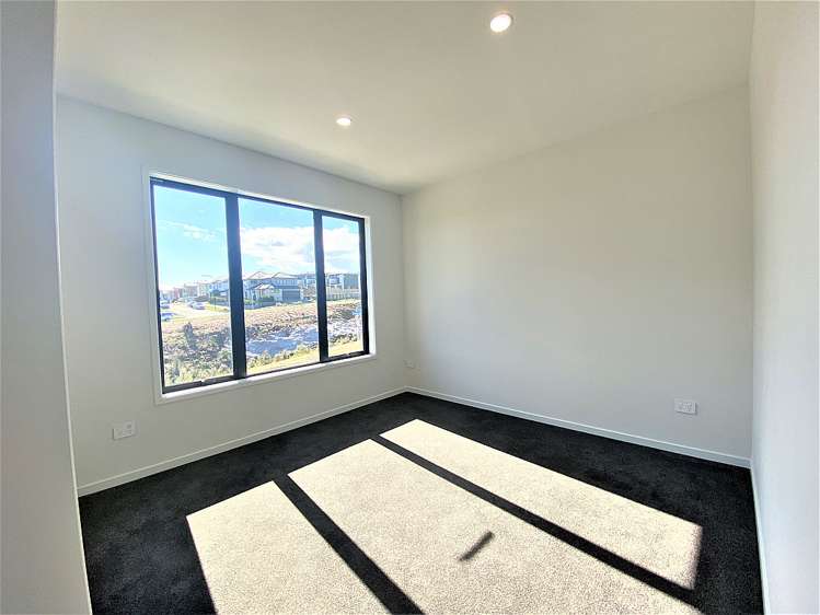 12 Karoro Road Flat Bush_12