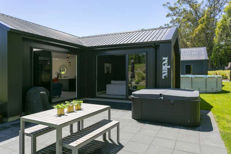 139 Mapara Road Acacia Bay_20