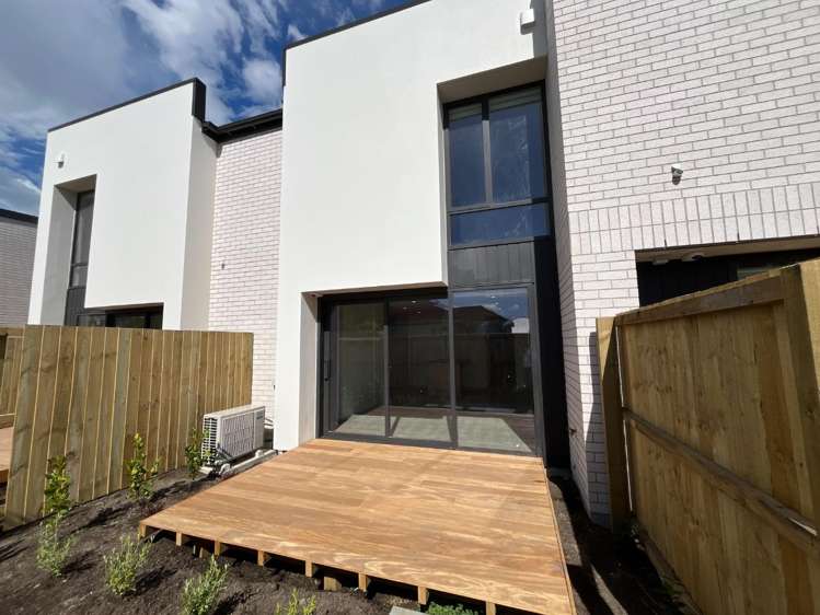 2/200 Lyttelton Street_0