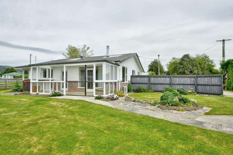 50 & 50a Bushyhill Street Tapanui_24