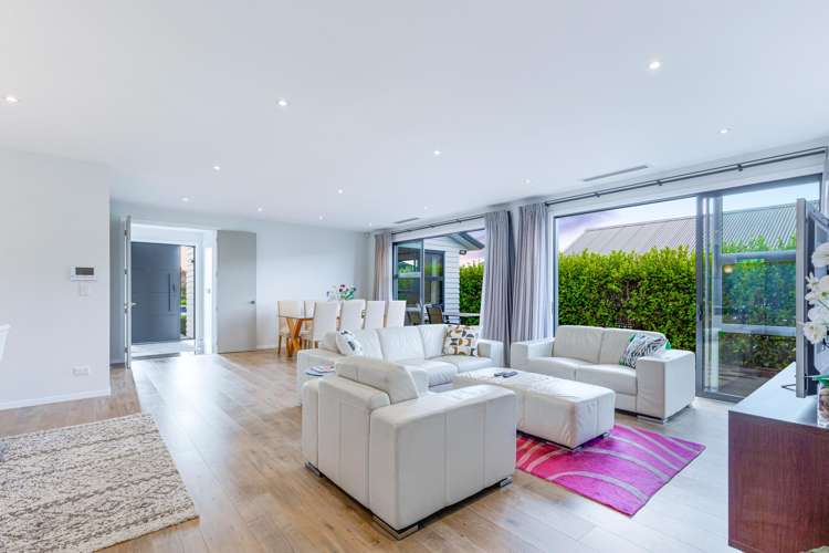 78 Riverhead Point Drive Riverhead_6