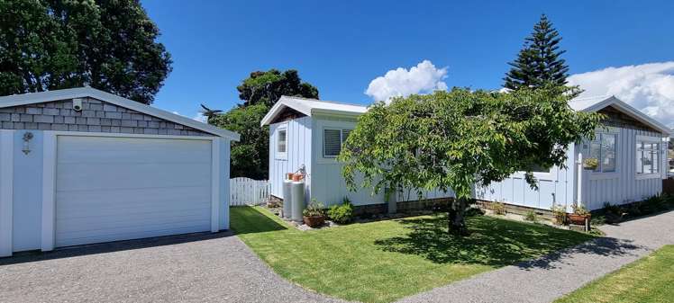 53 Pouewe Street Kawhia_15