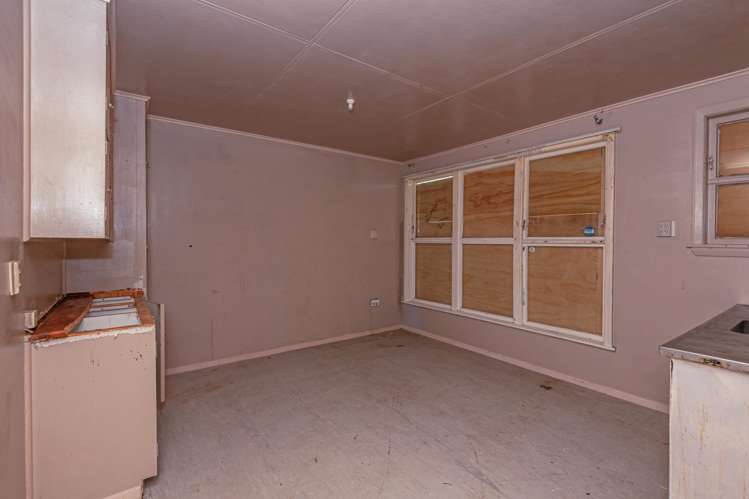 23 and 25 Stephens Crescent Highbury_1