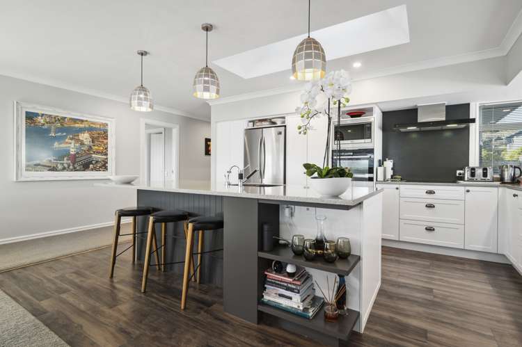 10 Crowther Terrace Waipahihi_6