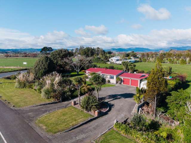 A complete package - home, studio and lifestyle
