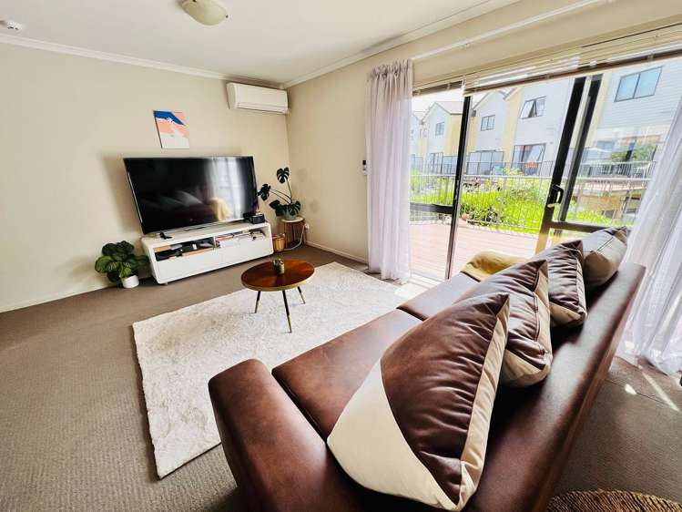 221/172 McLeod Road Te Atatu South_6