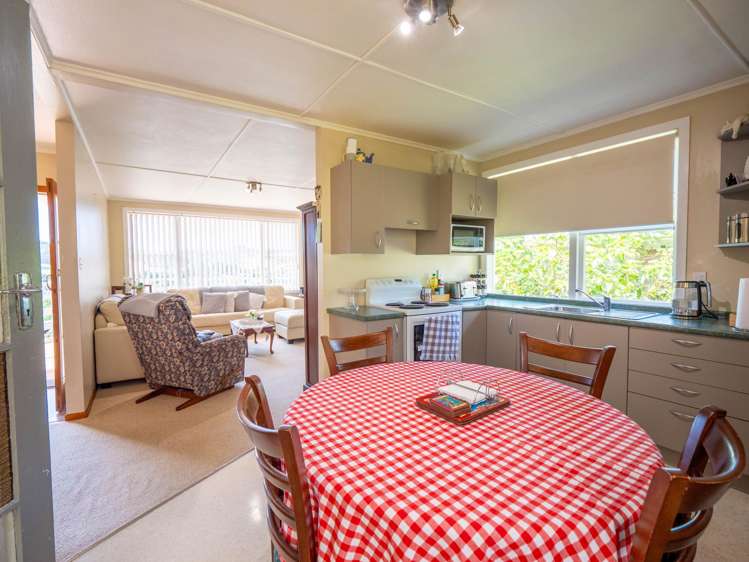 19 McInnes Avenue Te Kamo_6