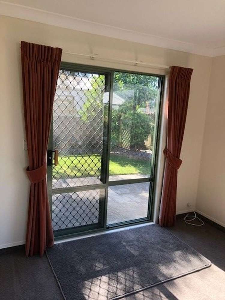 2/68A Guppy Road Greenmeadows_5