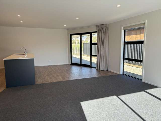 25 Wallis Drive 10126_3