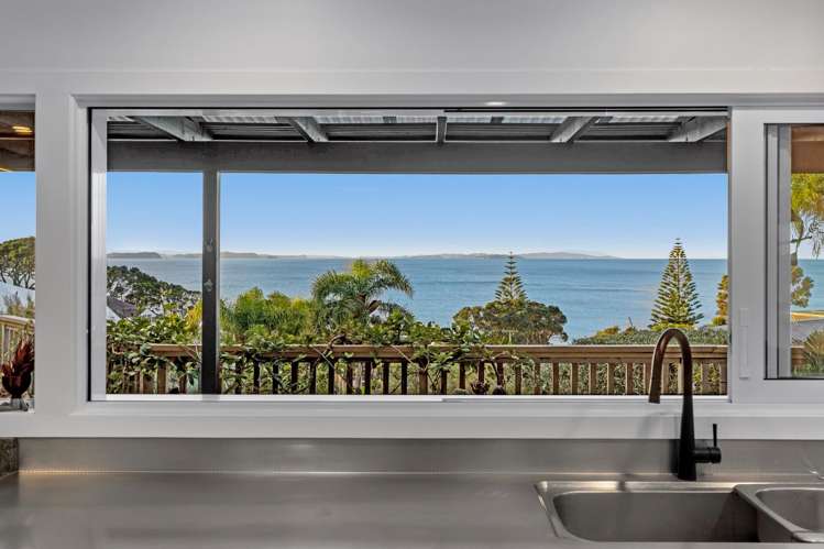 74 Duncansby Road Stanmore Bay_3