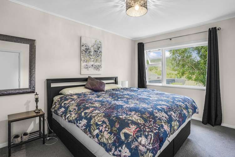 79 Hair Street Wainuiomata_10