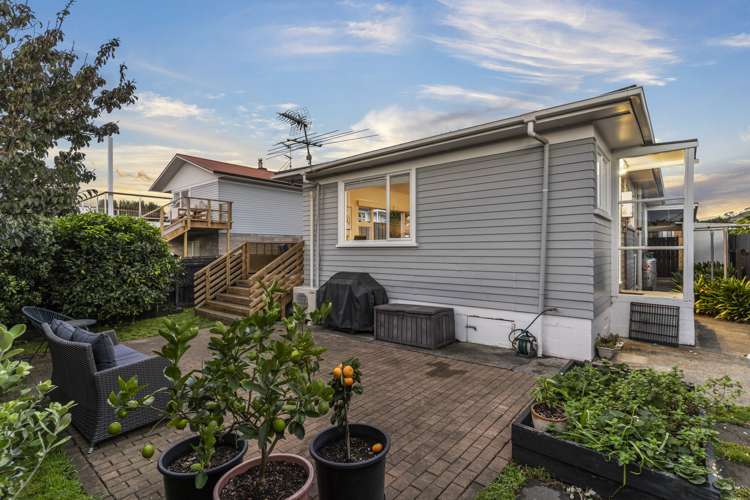 4b Seaforth Avenue Mangere Bridge_11