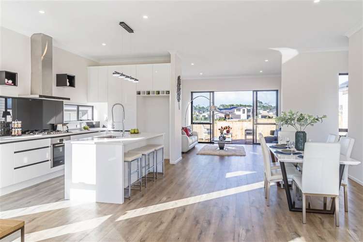 3 Walnut Road Riverhead_1