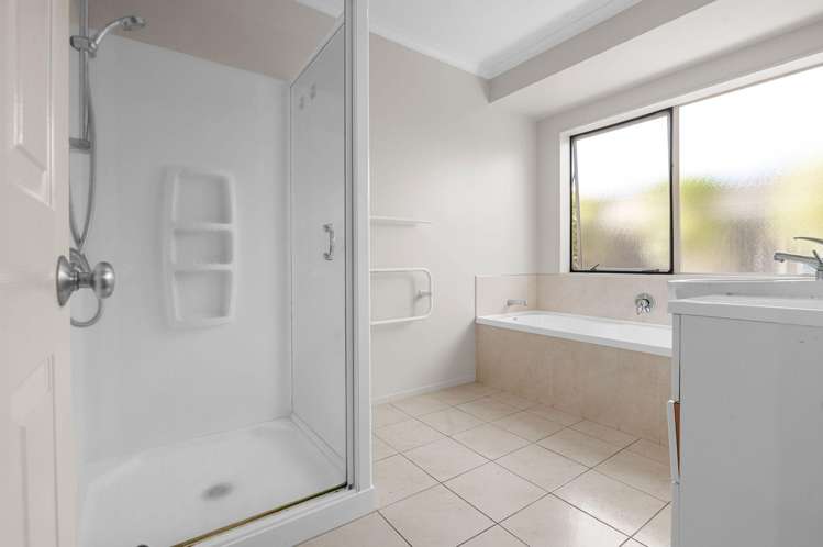 17 Palliser Drive Huntington_17