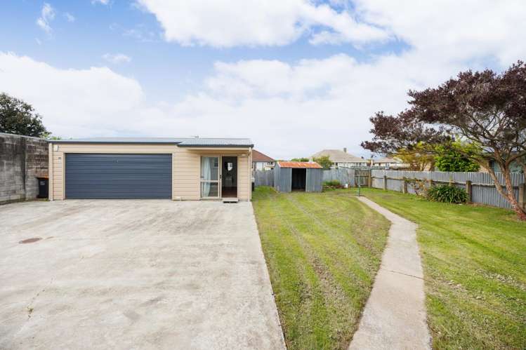 10 Battersea Place Roslyn_16