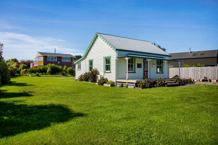 1 Mahuru Lane Okato_1