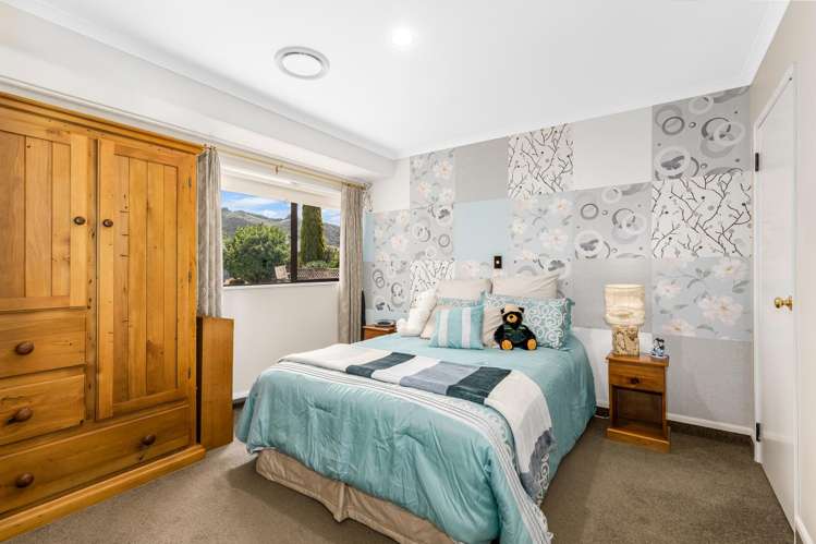 41 Clearwater Terrace Brown Owl_10