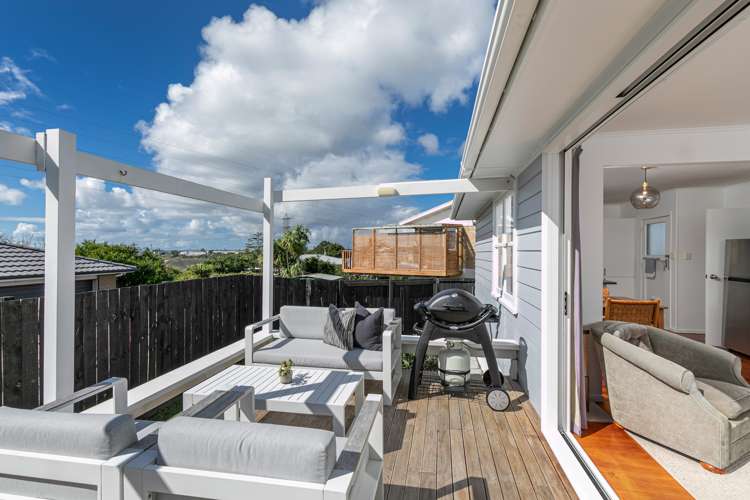 2 Meadow Crescent Te Atatu South_7