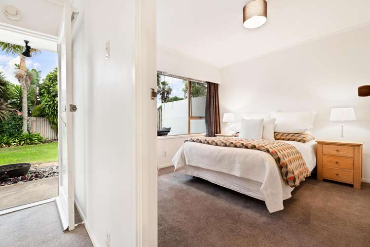 1/18 Montmere Avenue Te Atatu Peninsula_9