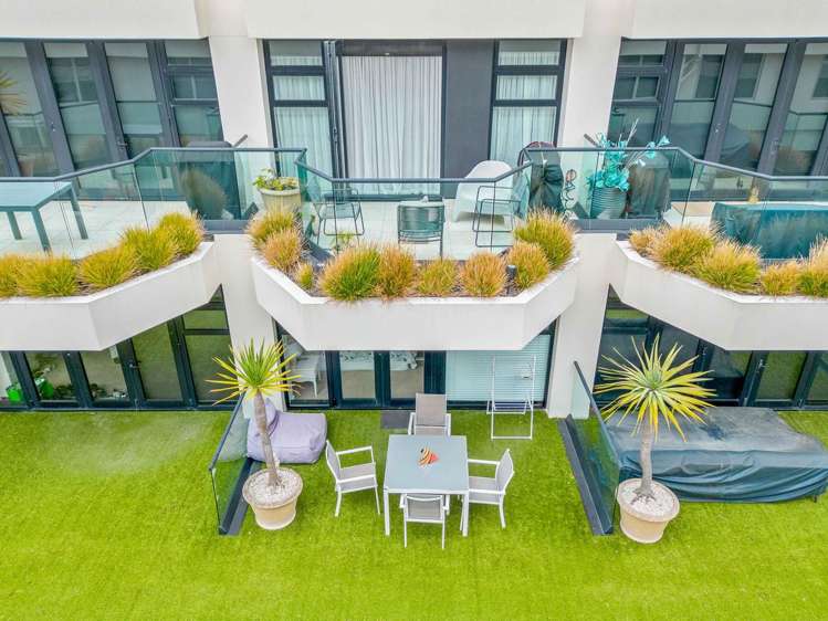 P12/11 Maunganui Road Mount Maunganui_16