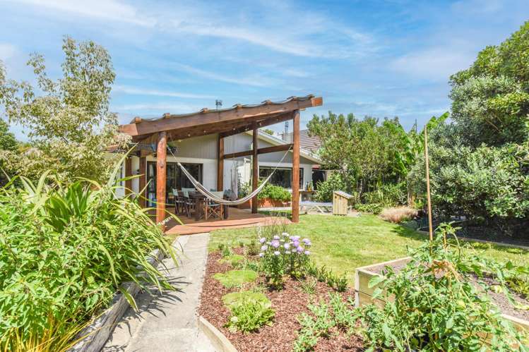 8 Bryant Road Brightwater_26