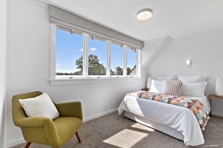 21 Empire Road Devonport_18