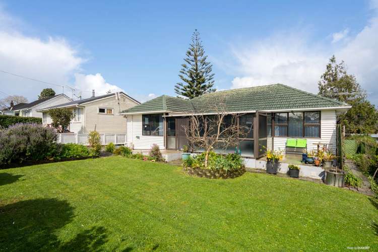 8 Percival Street Manurewa_0